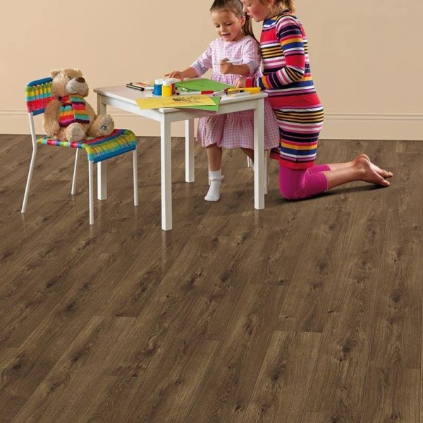 Elka Umber Oak Laminate Flooring Photo Lifestyle Shot